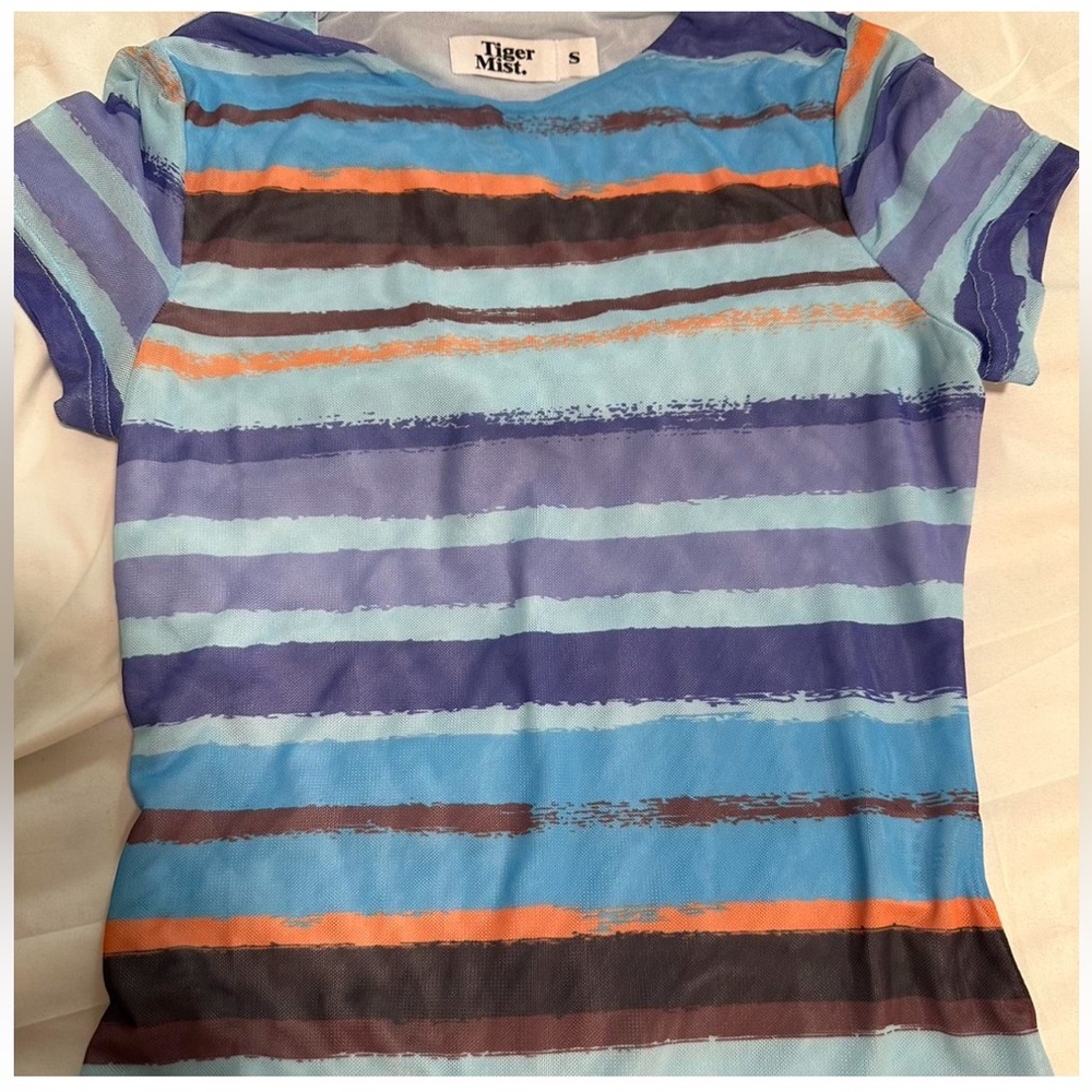 tiger mist size small shirt